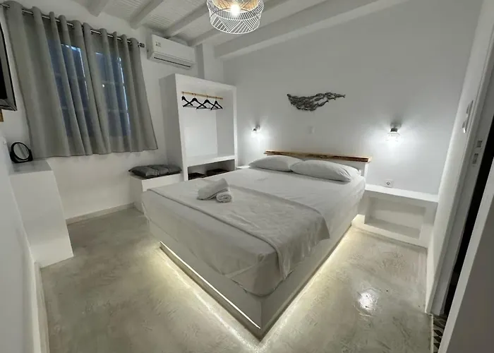 Dreamy Island Escape In Paros Daire