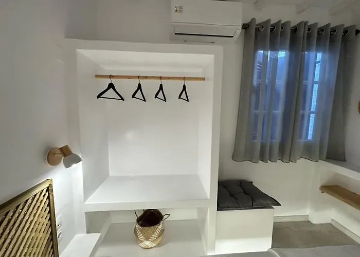 Dreamy Island Escape In Paros *